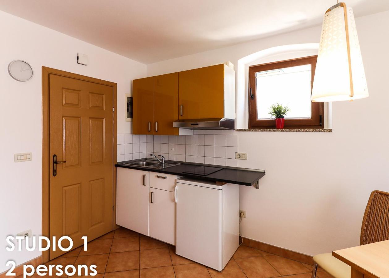 Glamour Apartments Врсар Экстерьер фото