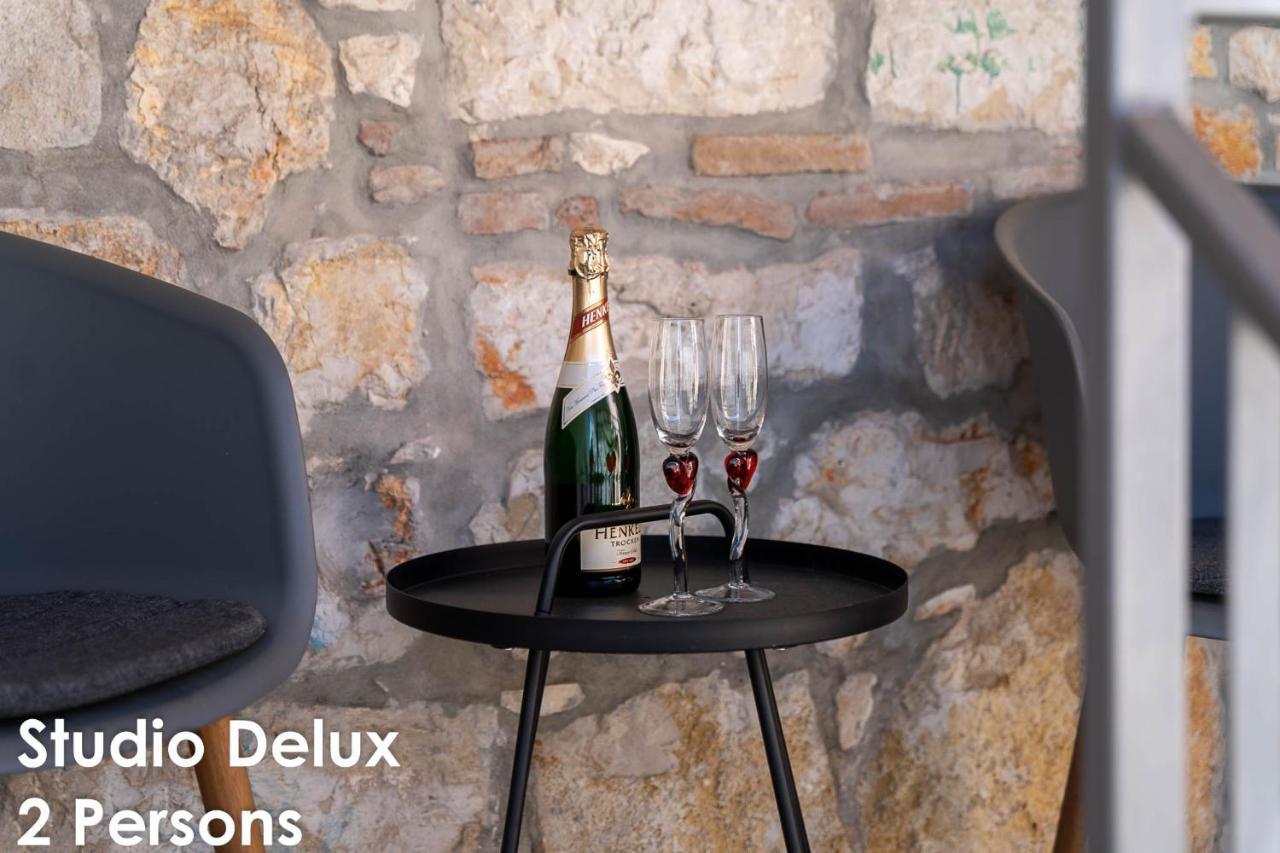 Glamour Apartments Врсар Экстерьер фото